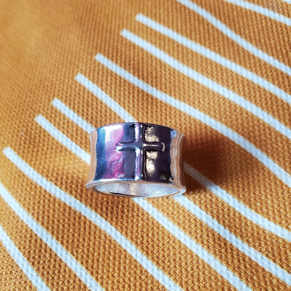 Vintage Band Ring - Picture 9 of 9